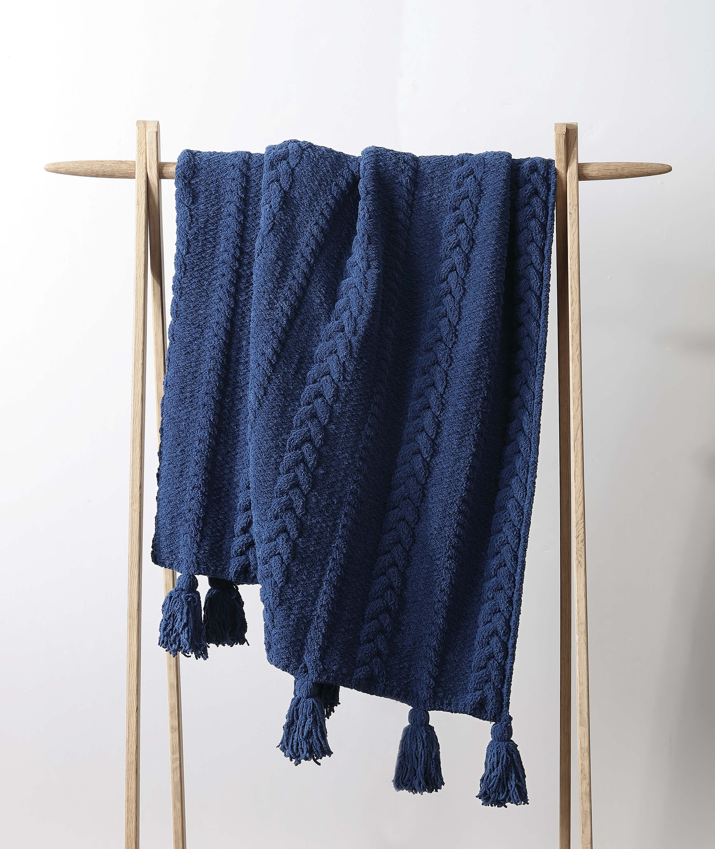Braided Pom Pom Throw SOHO | Last Chance