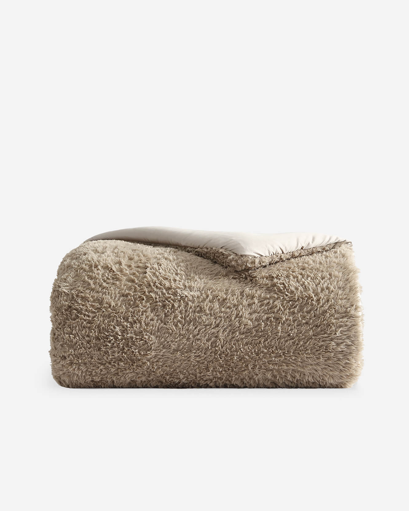 Breathable Faux Fur Comforter Bundle - Image 4
