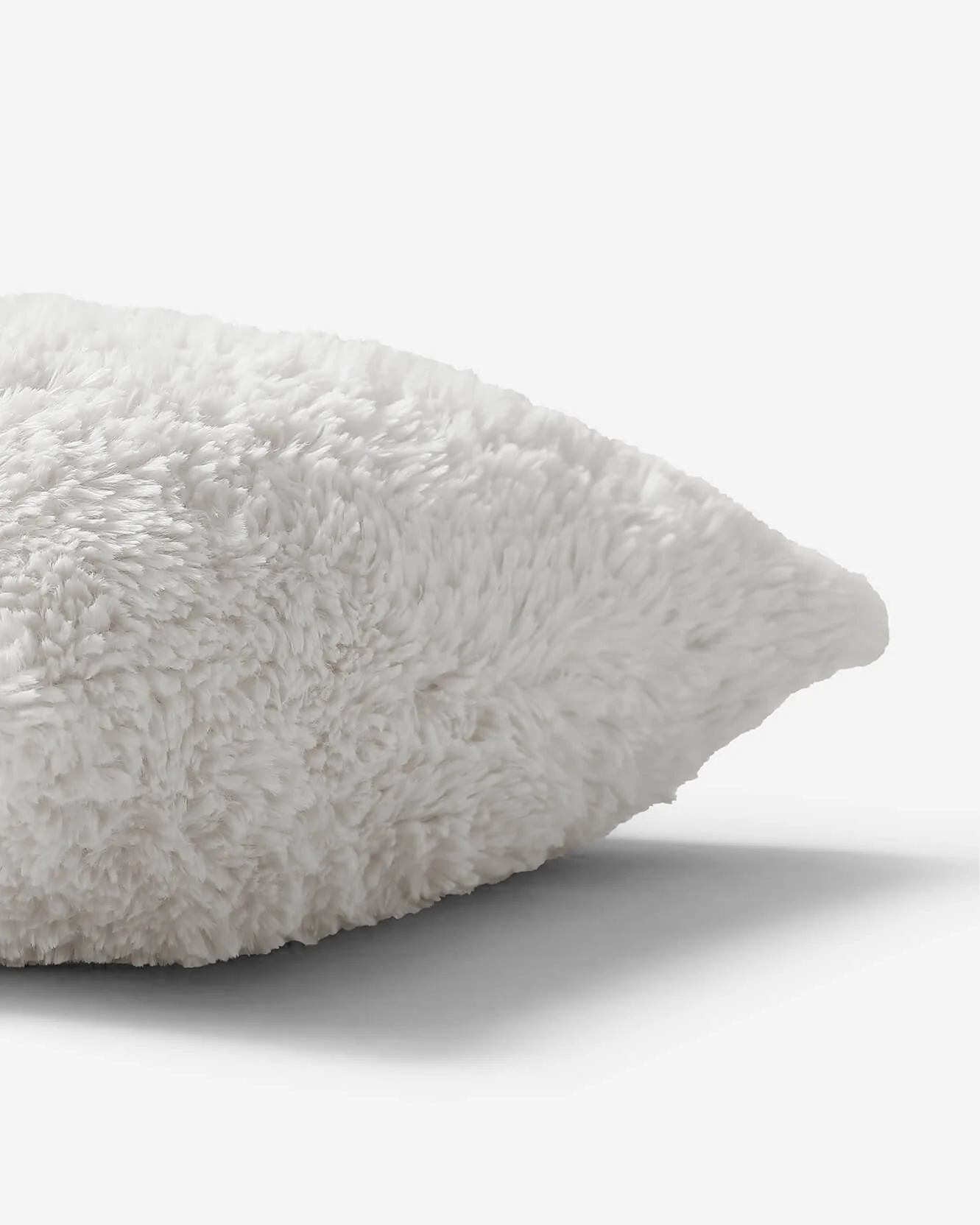 Breathable Faux Fur Comforter Bundle - Image 28