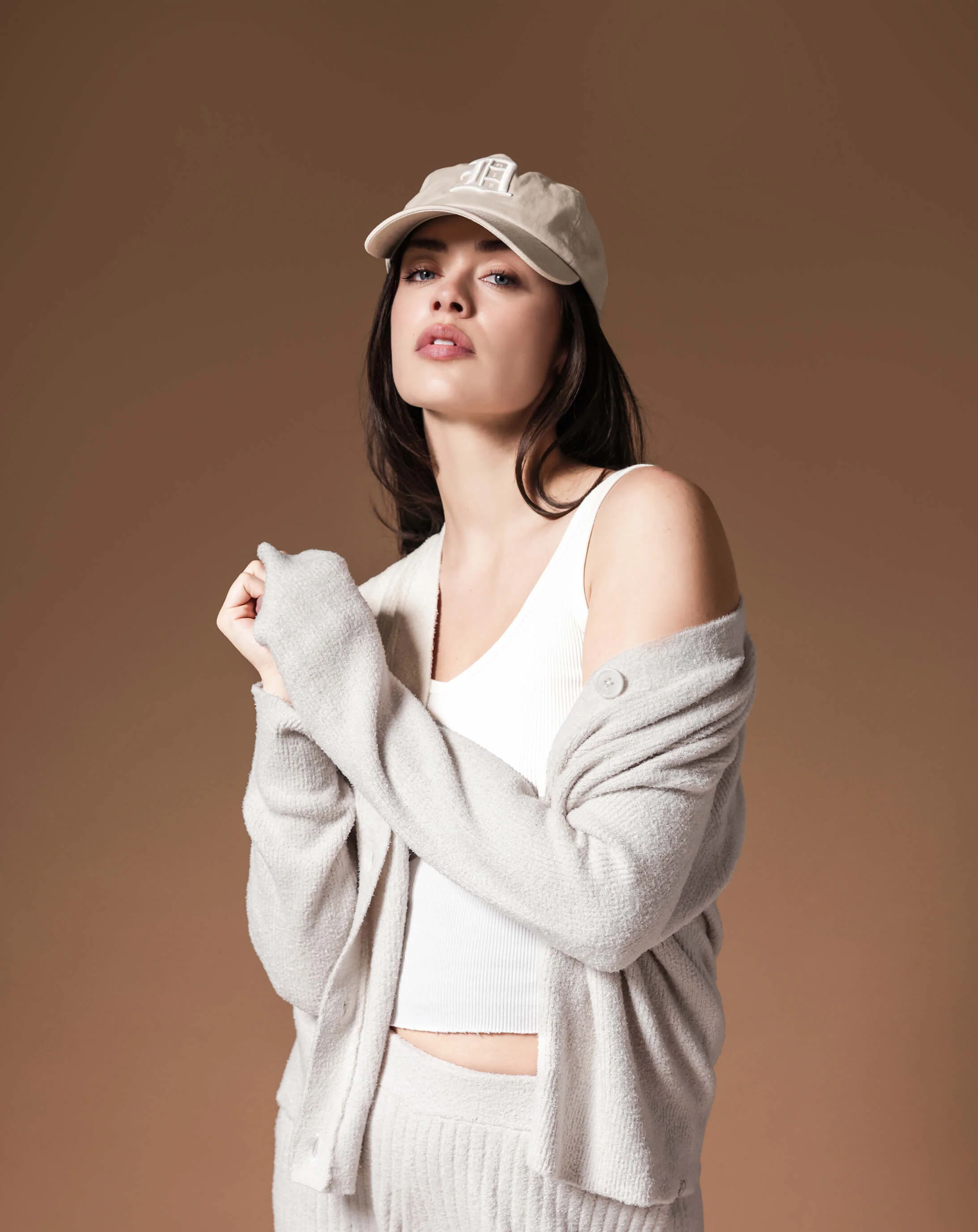 Cloud Cool Oversized Ribbed Buttoned Cardigan - Image 12