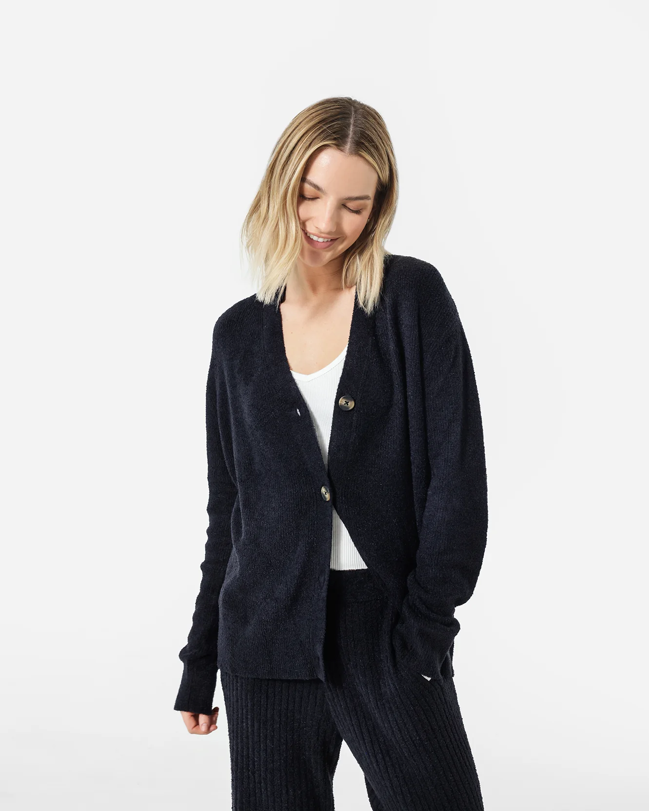 Cloud Cool Oversized Ribbed Buttoned Cardigan - Image 3