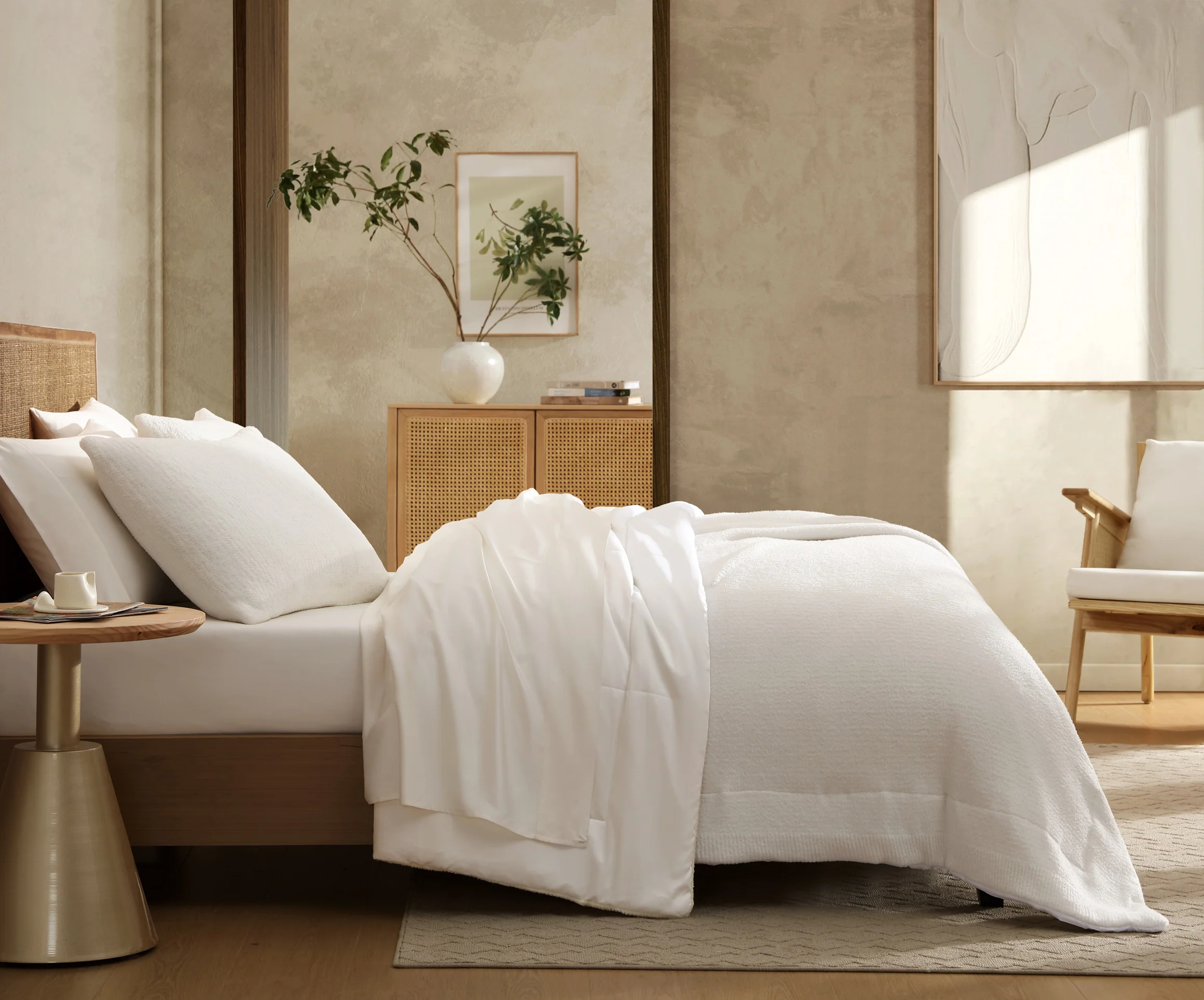 Cloud Cooling Comforter - Image 9