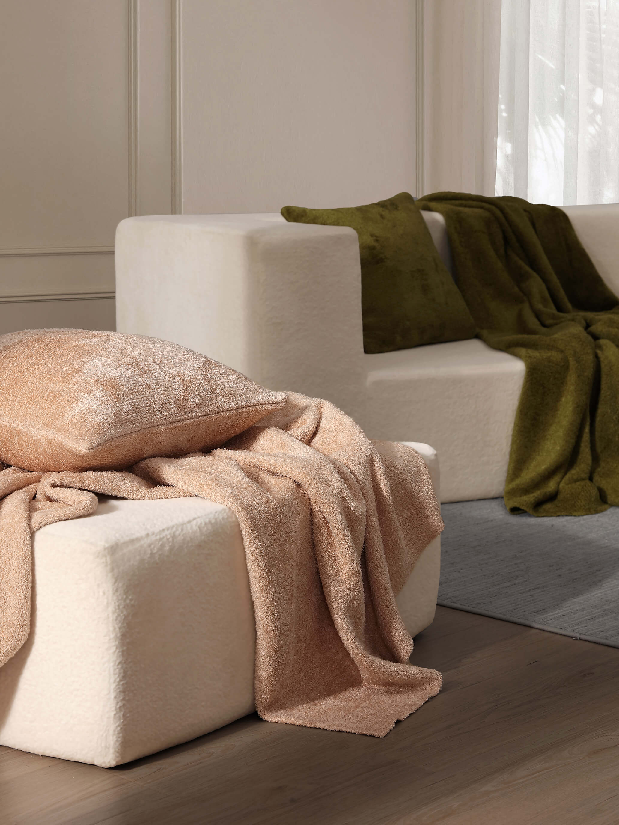 Cloud Silque Throw - Image 27