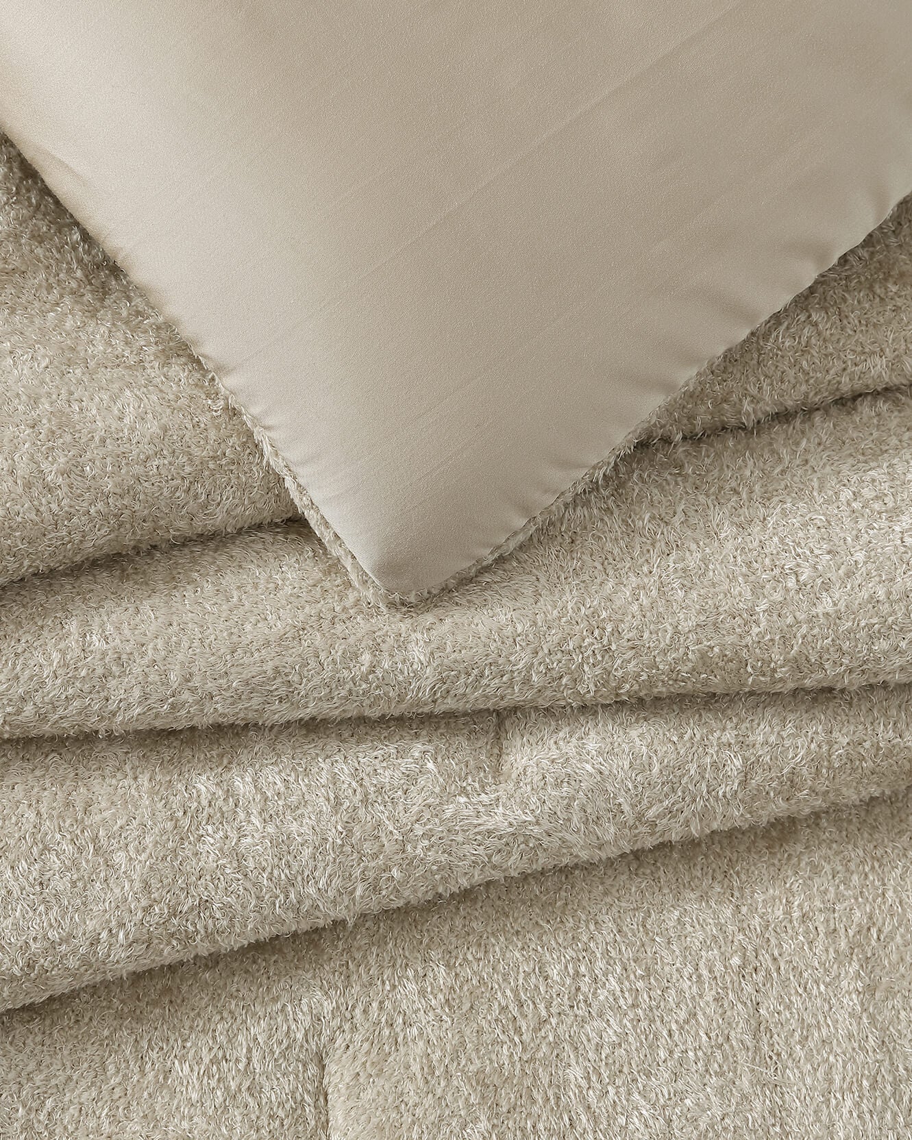 Cloud Silque Stitch Comforter - Image 6