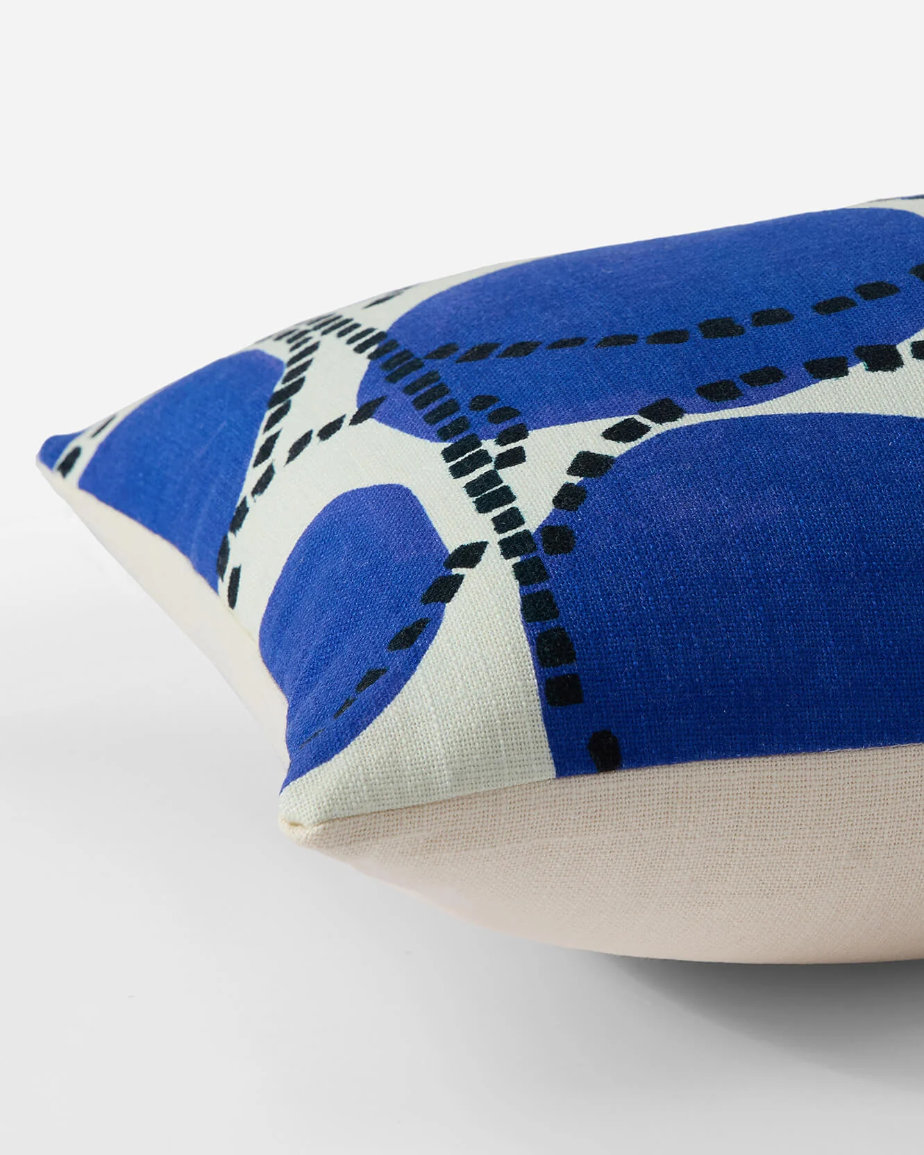 Decler Small Lumbar Pillow - Image 8