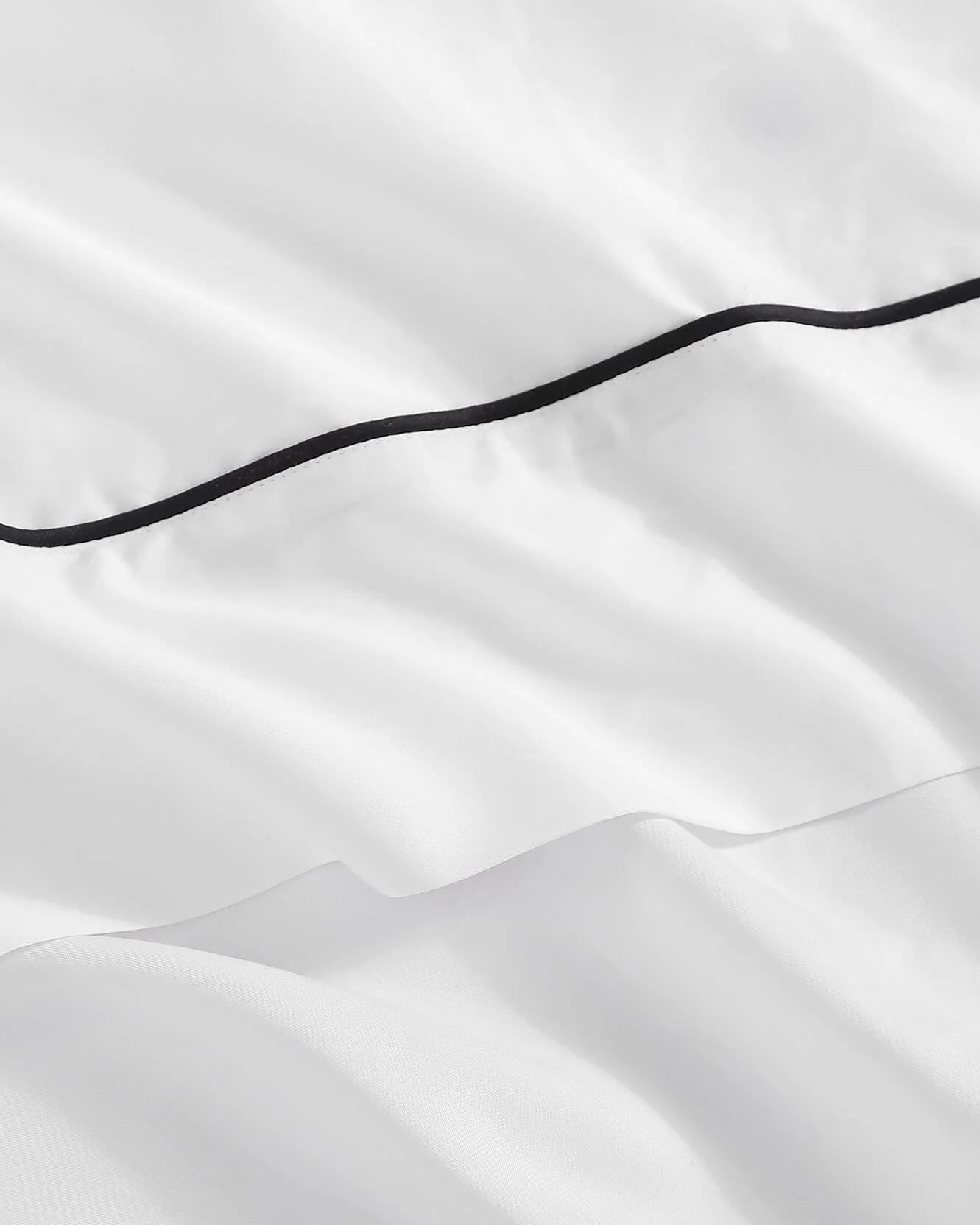 Luxe Bamboo Top Sheet with Piping - Image 13