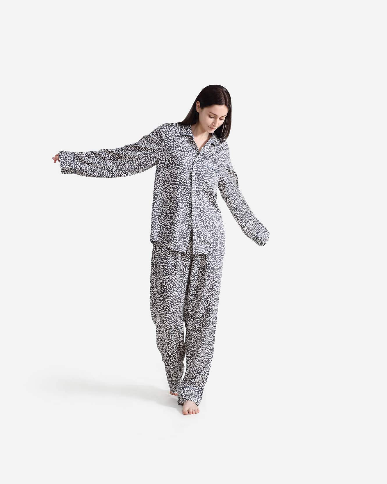Silky Lyocell Long Leopard Print Pajama Set