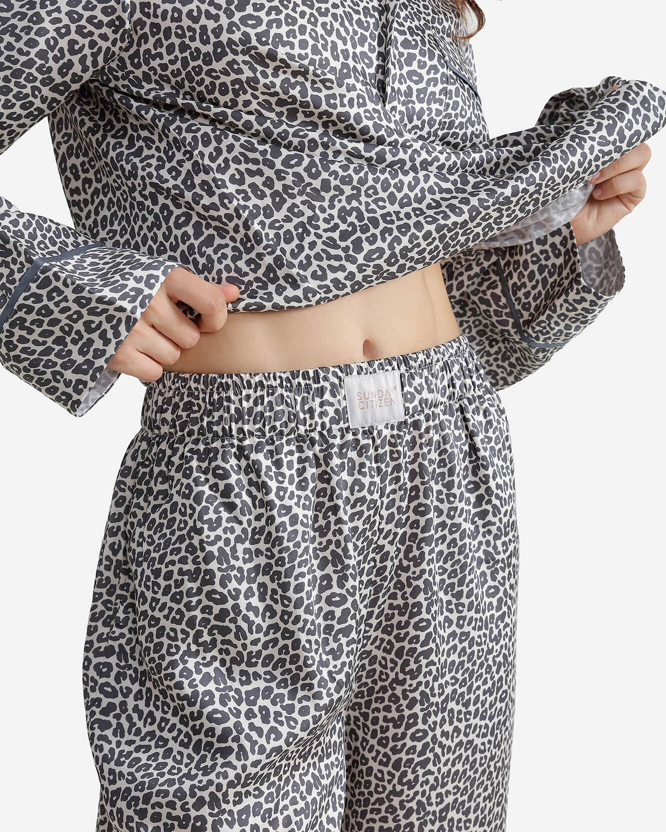 Silky Lyocell Long Leopard Print Pajama Set - Image 2