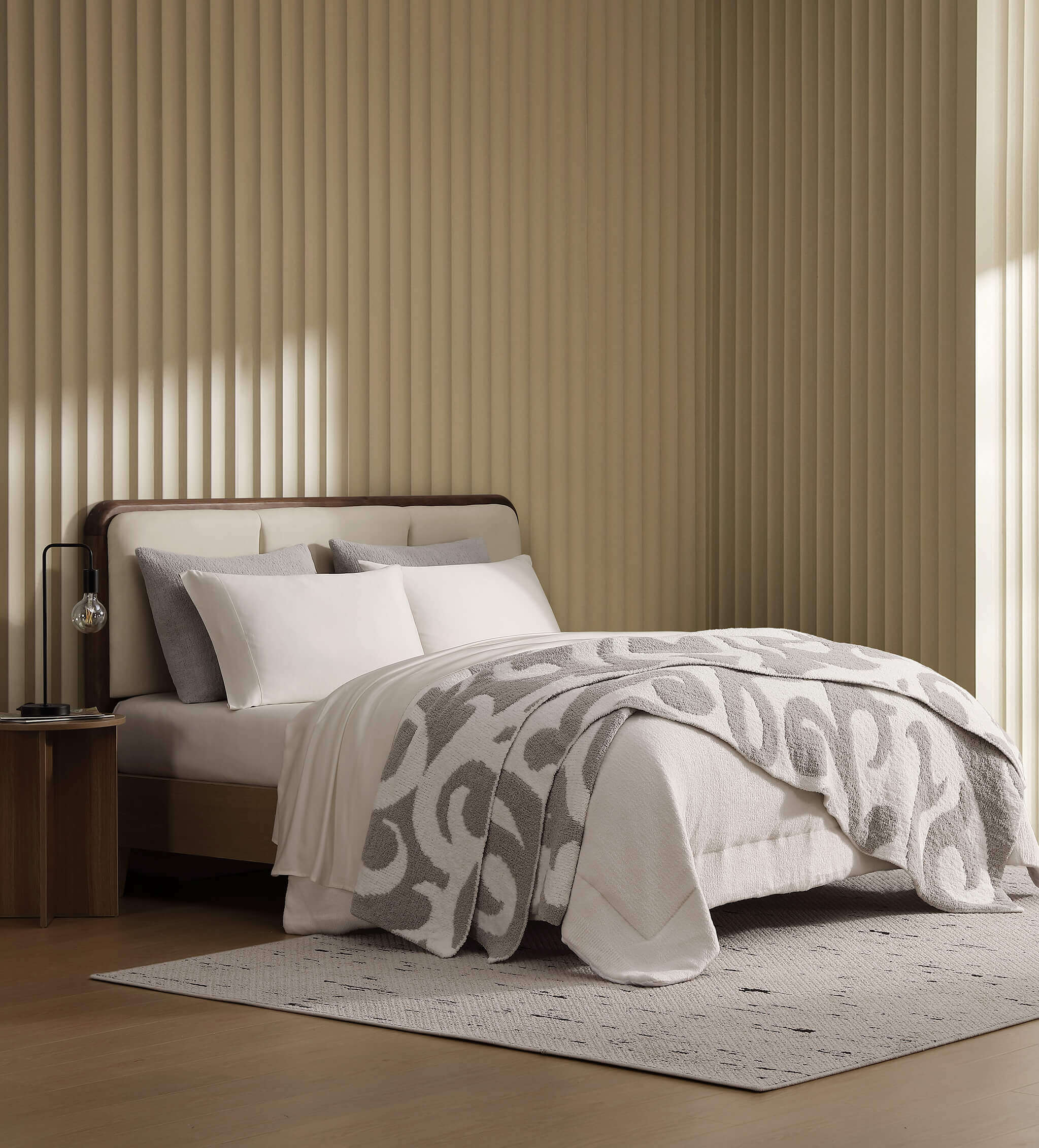 Snug Casablanca Bed Blanket - Image 8