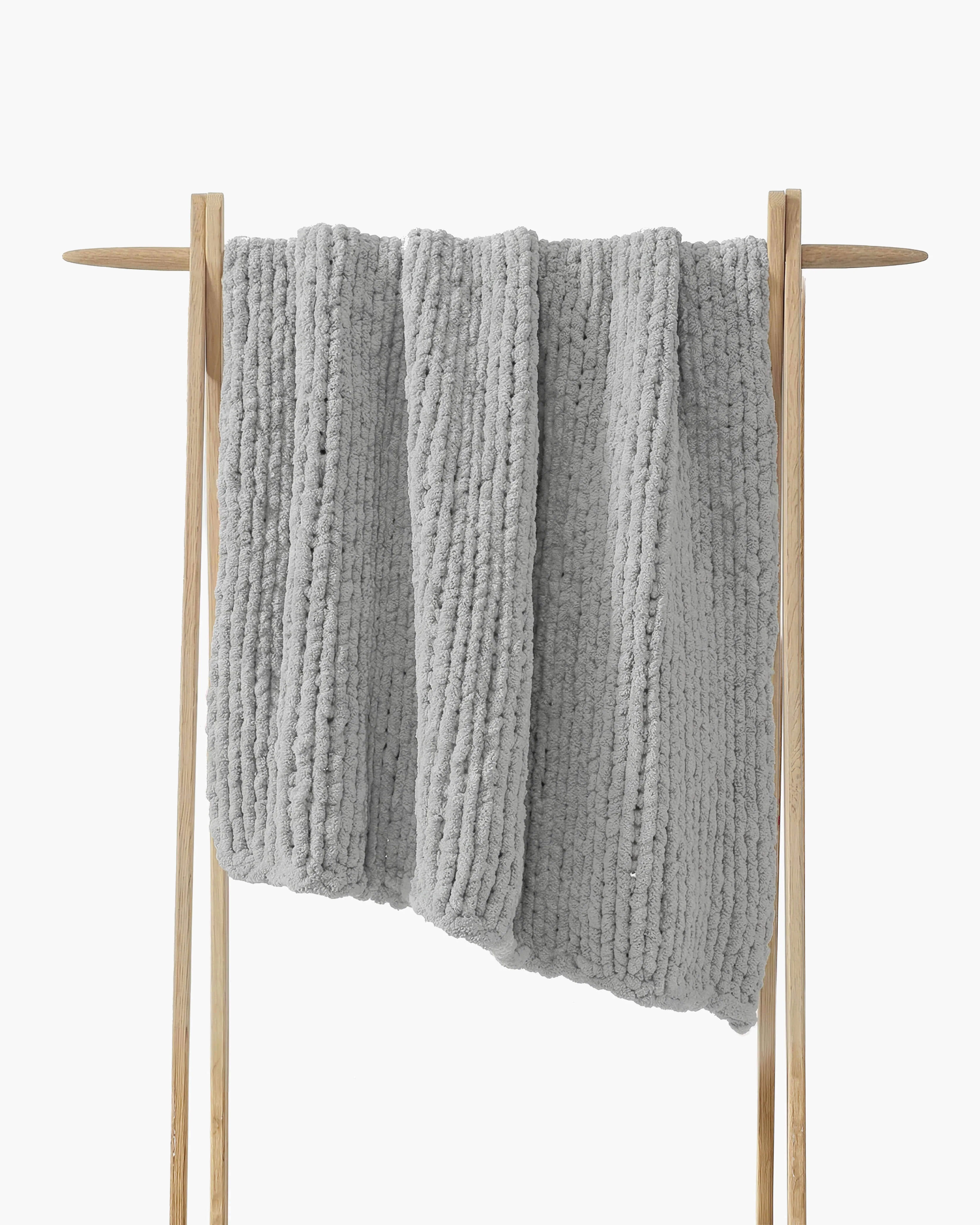 Snug Chunky Knit Throw - Image 24
