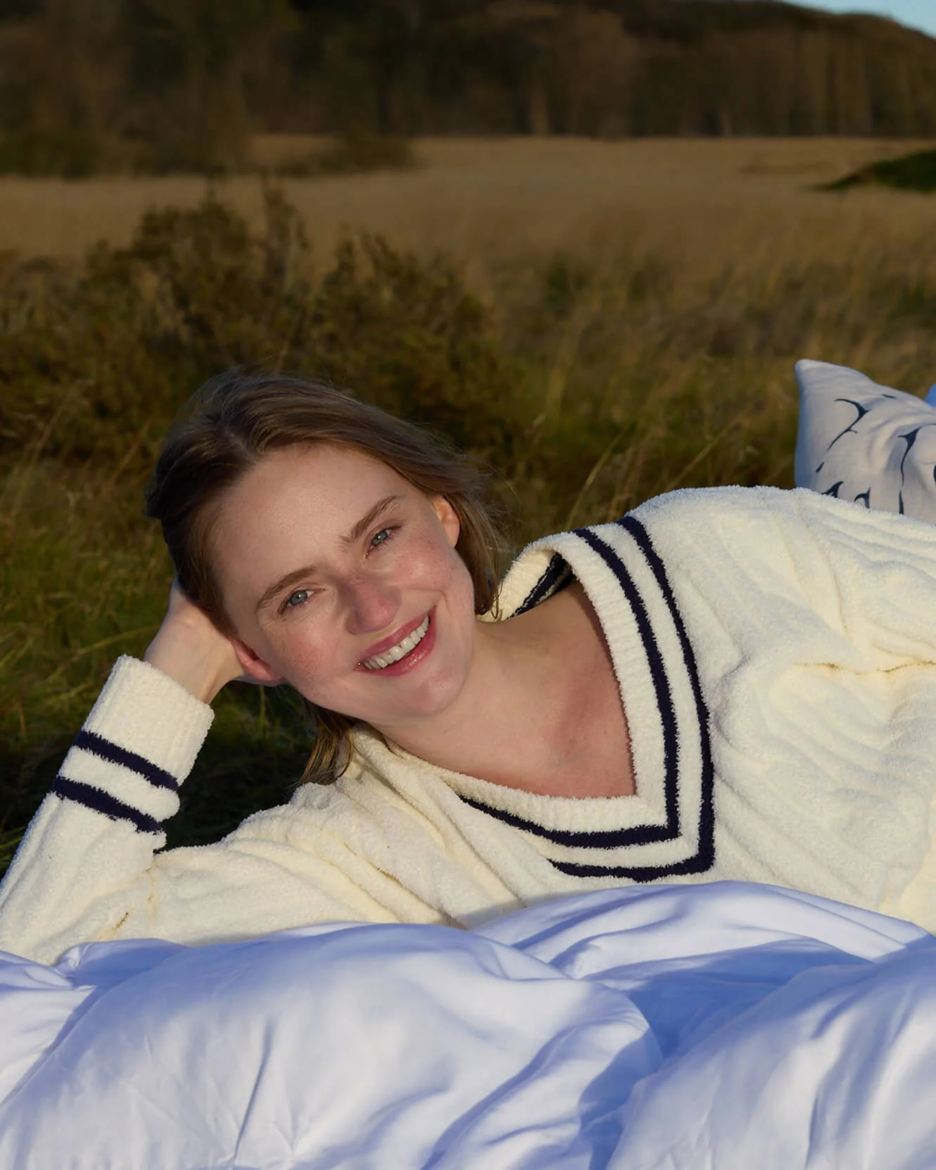Snug Lite Braided V- Neck Pullover - Image 2