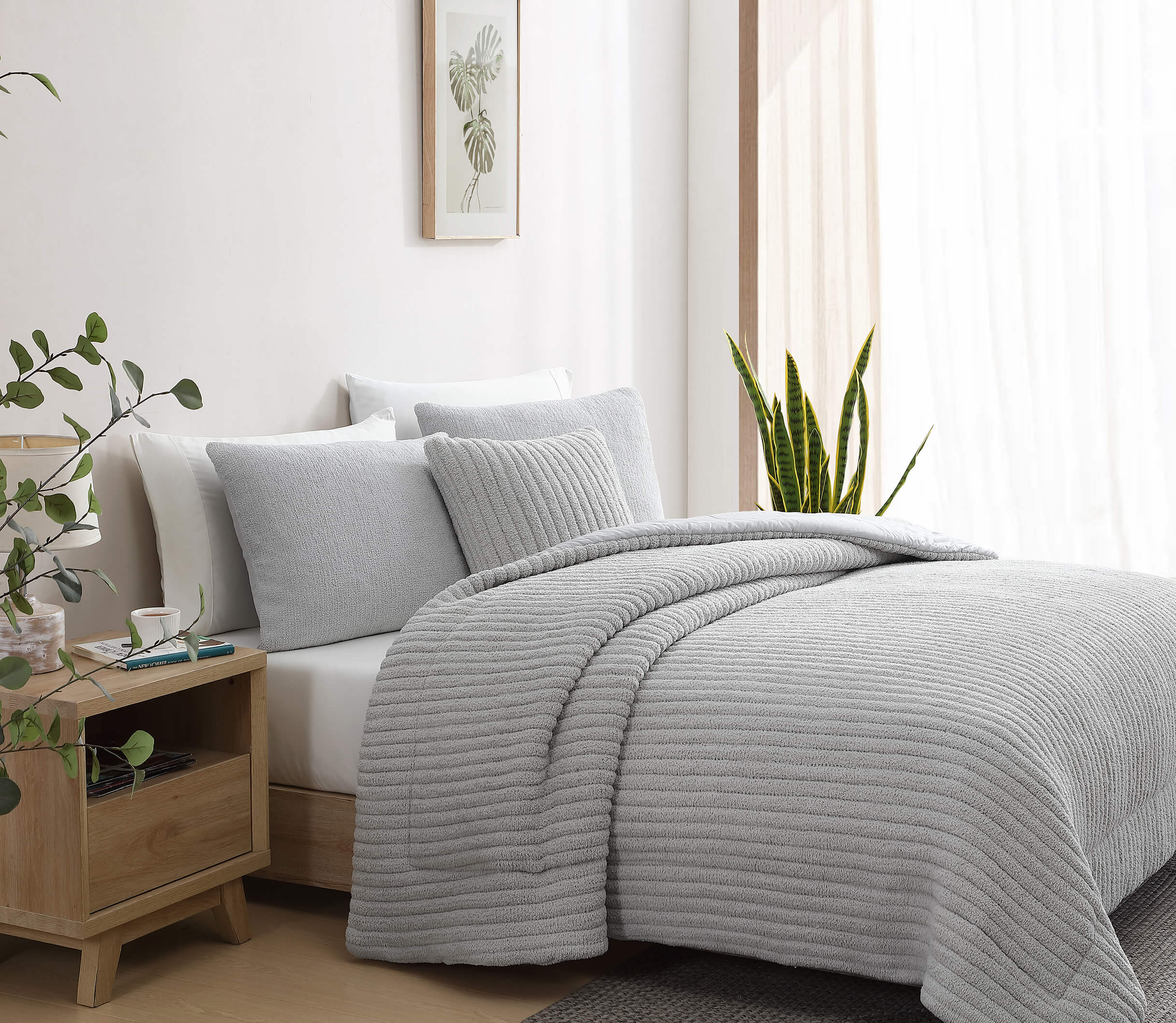 Snug Piped Comforter - Image 8