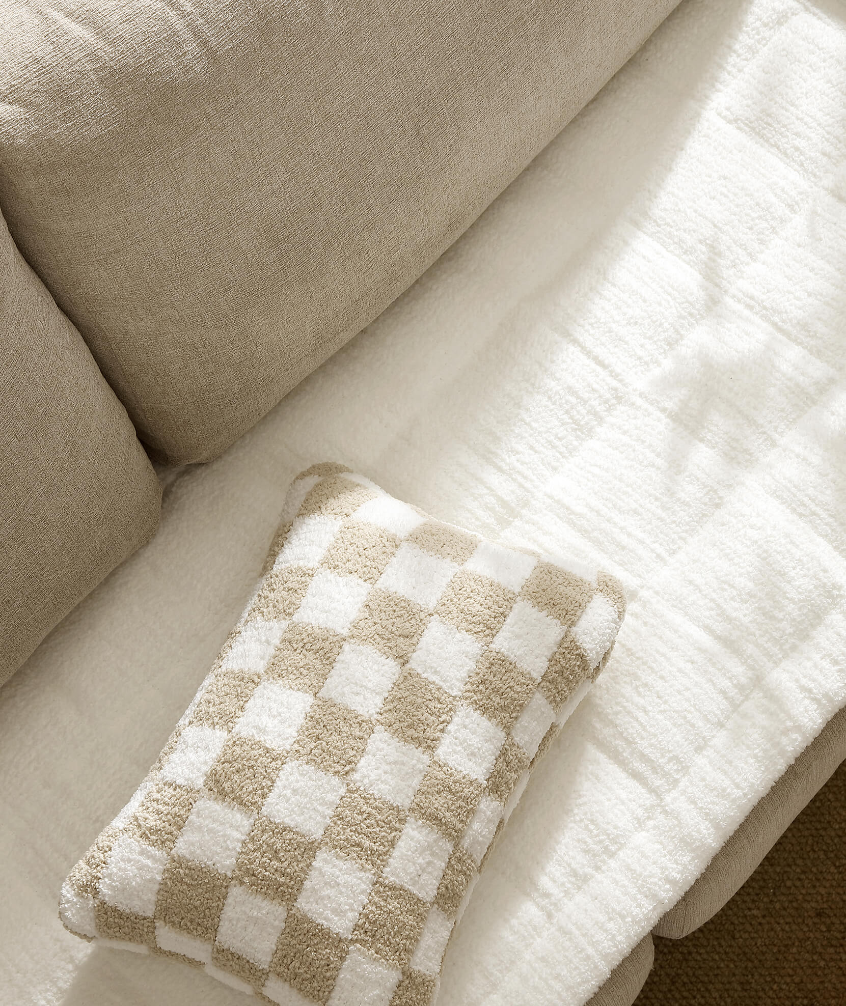 Snug Sofa Cover - Image 4