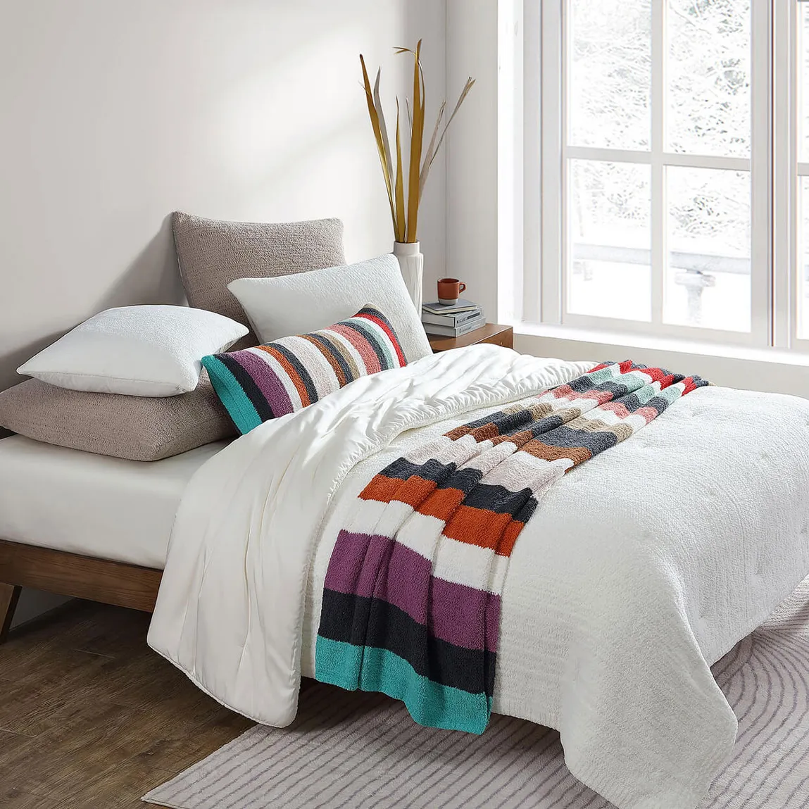 Snug Stitch Comforter - Image 28