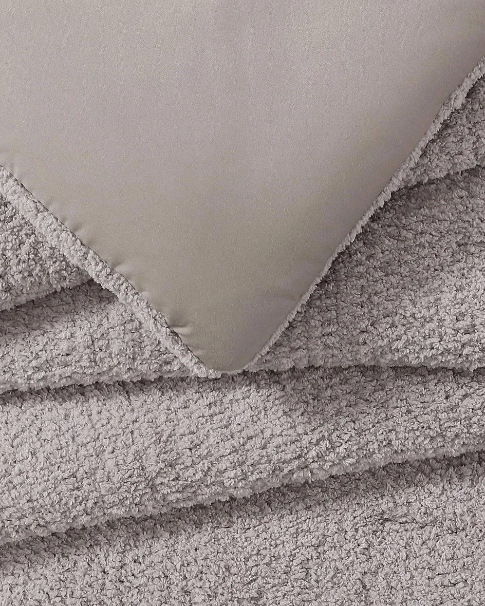 Snug Stitch Comforter - Image 30