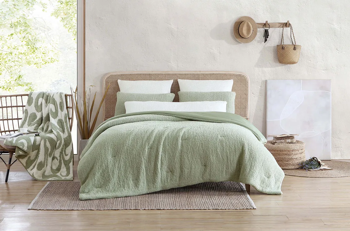 Snug Stitch Comforter - Image 7