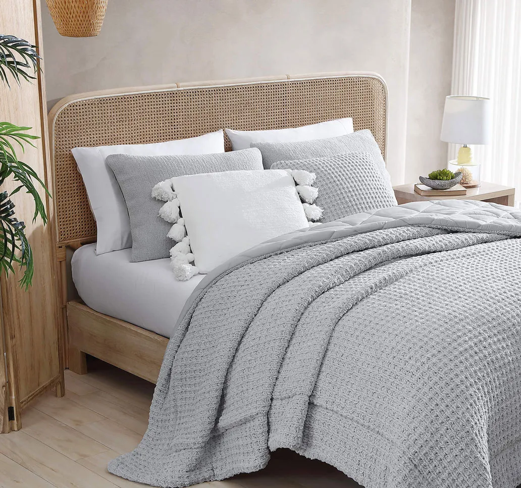 Snug Waffle Comforter | Last Chance - Image 7