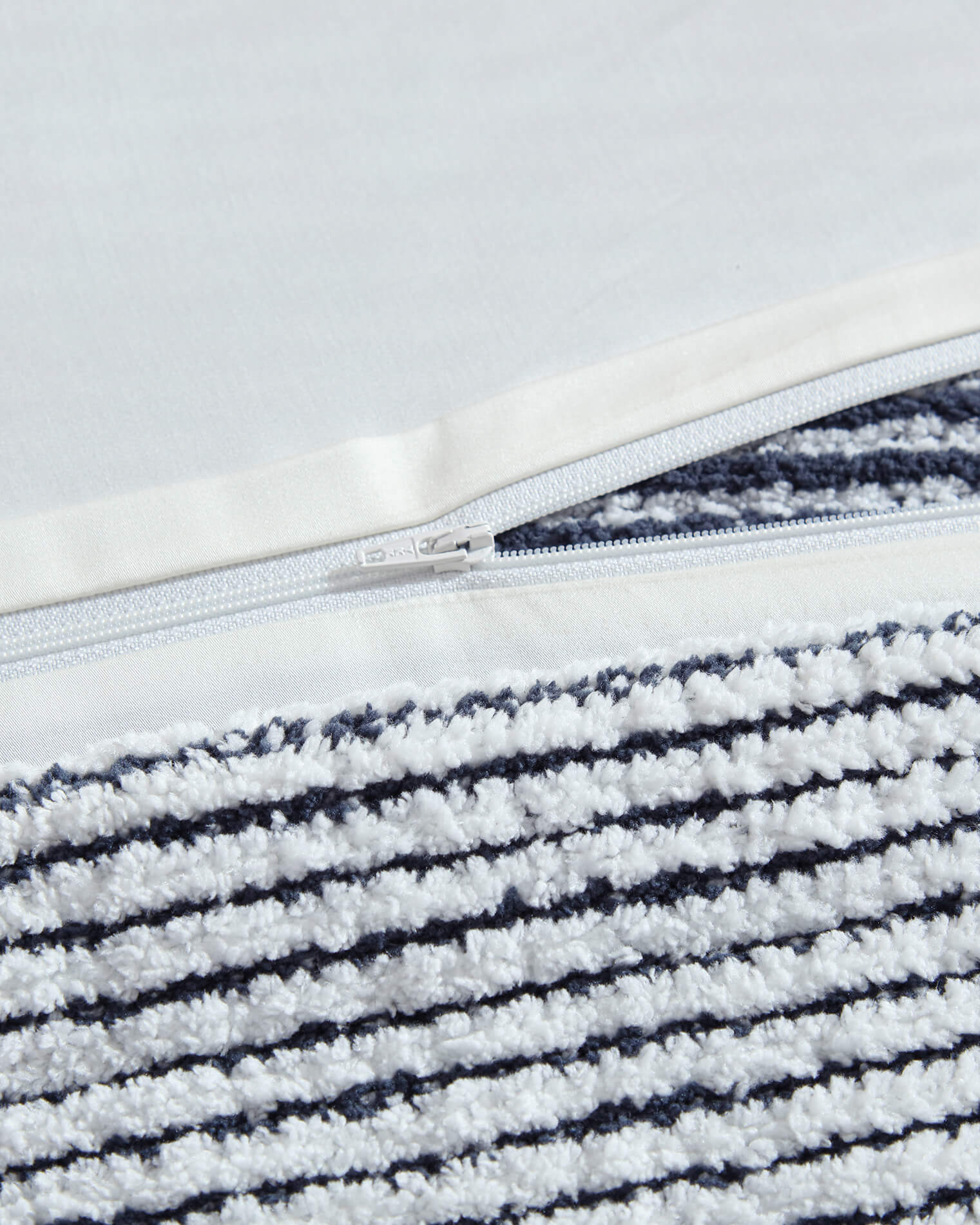 Two-Tone Snug Ribbed Bamboo Duvet Cover | Last Chance - Image 6
